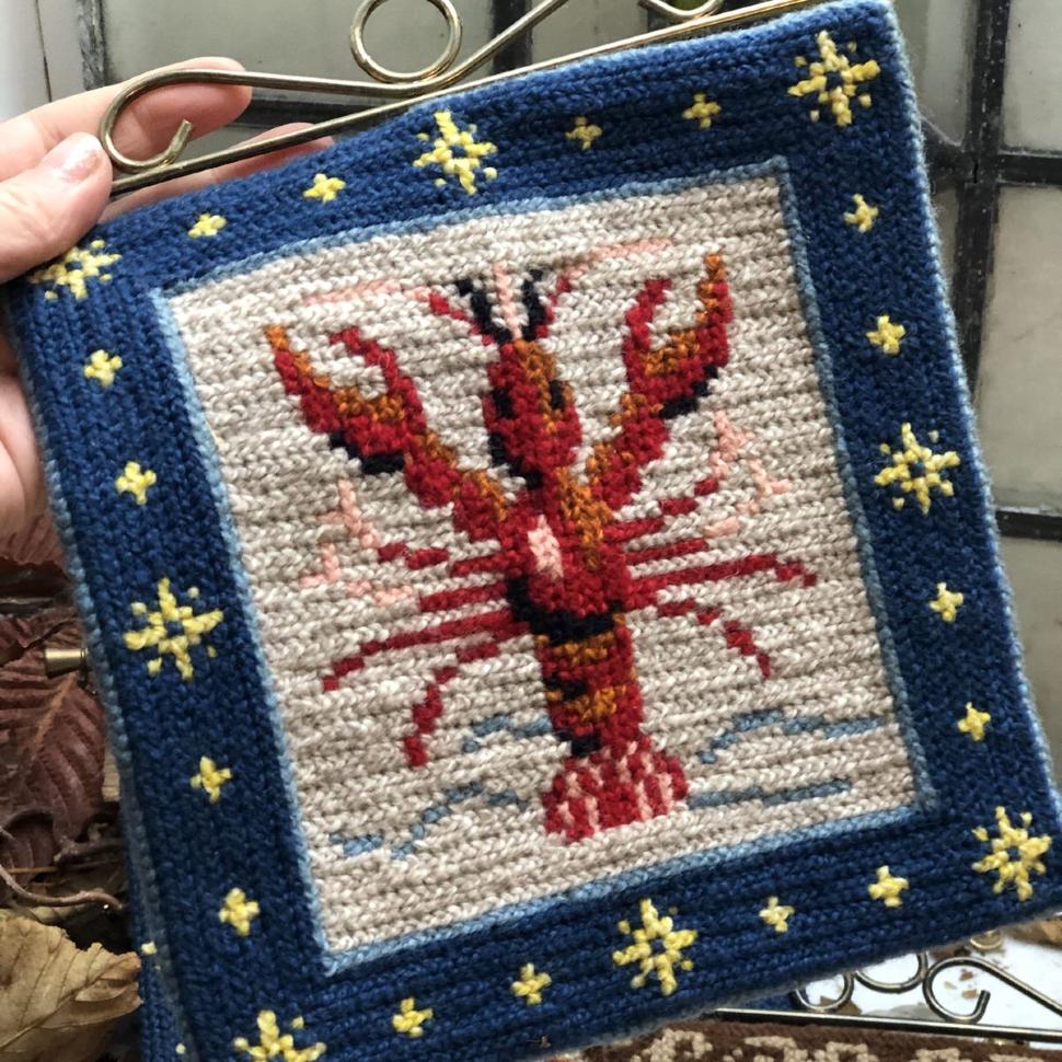 Панно сонетка на металлическом подвесе Рак