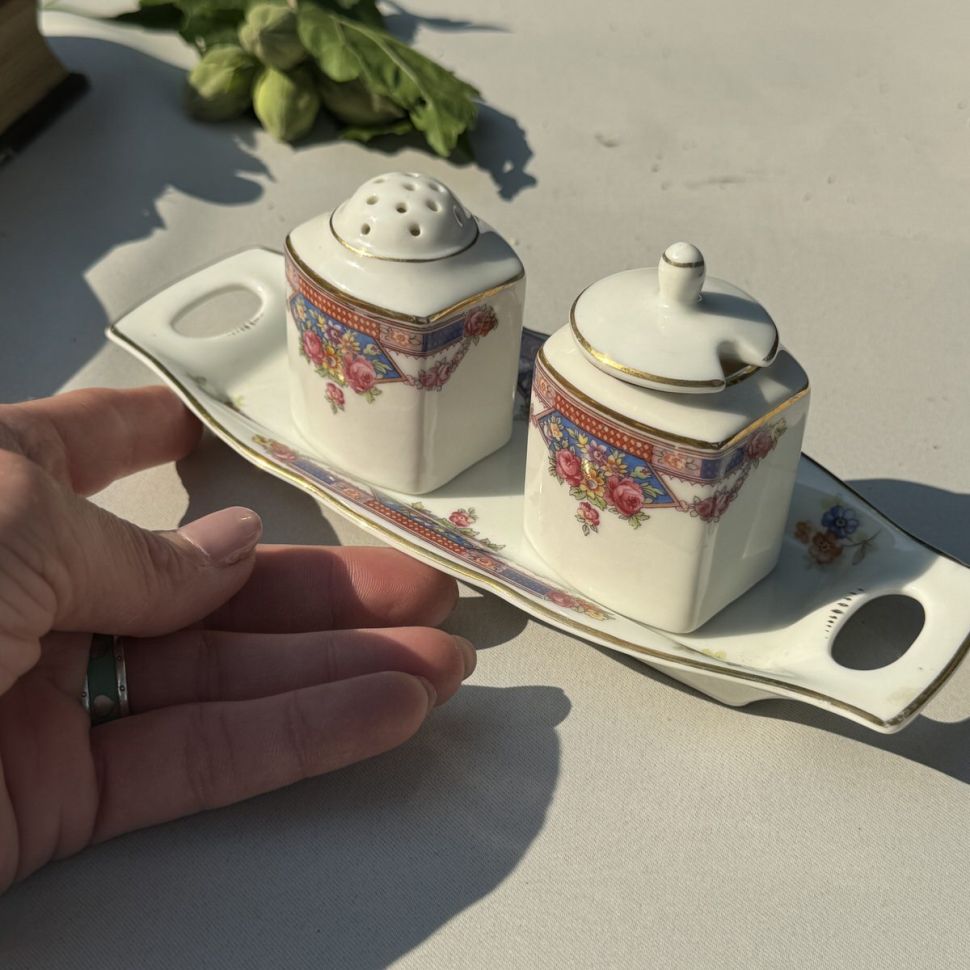 Набор для сервировки на подставке фарфор Чехия 3 предмета