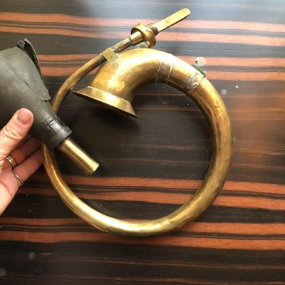 Латунный клаксон горн с порваной грушей