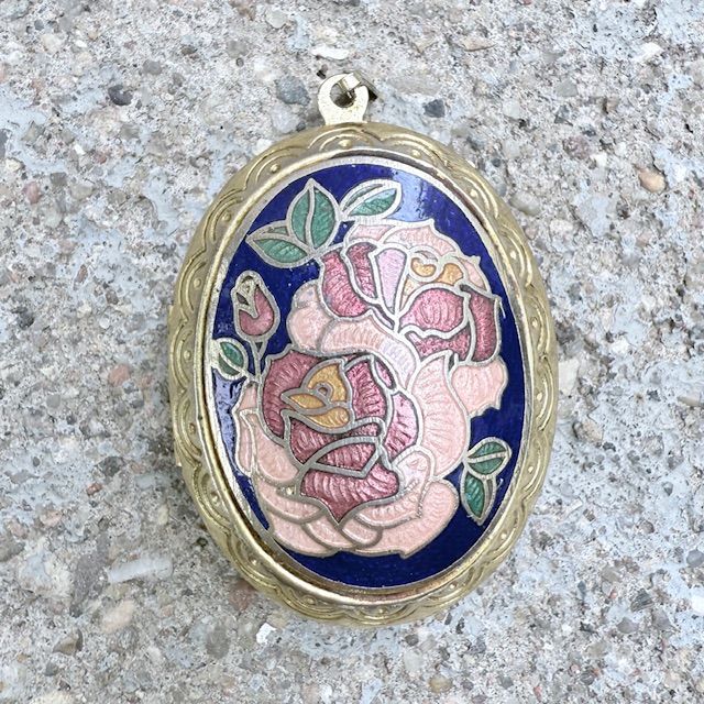 Кулон локет 5 см эмаль золочение роза на синем фоне 