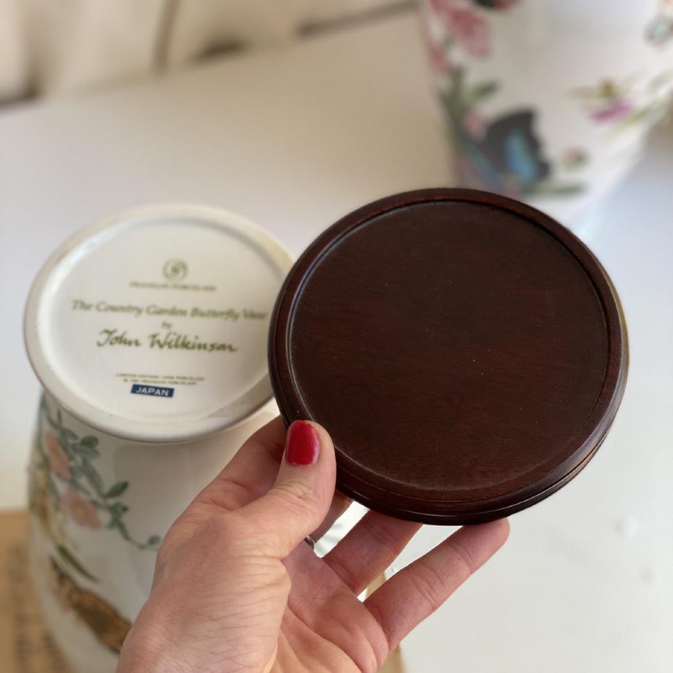 Ваза Franklin Porcelain The Caribbean Butterfly by Jonn Wilkinson 30 см фарфор Япония 1982 г.