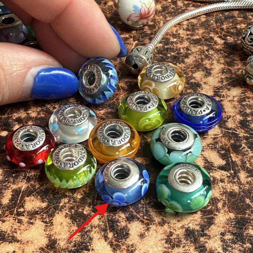 Шарм Pandora голубой цветок серебро муранское стекло