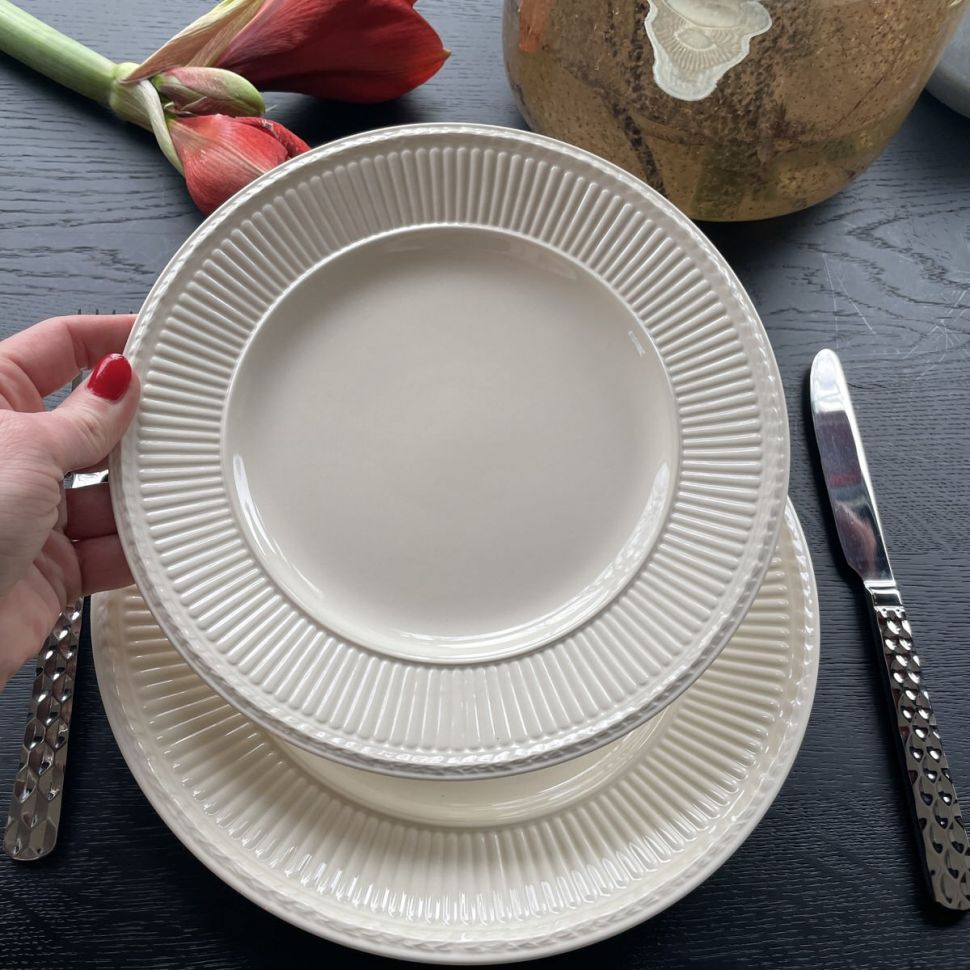 Тарелка Wedgwood Edme 21 см фарфор Англия