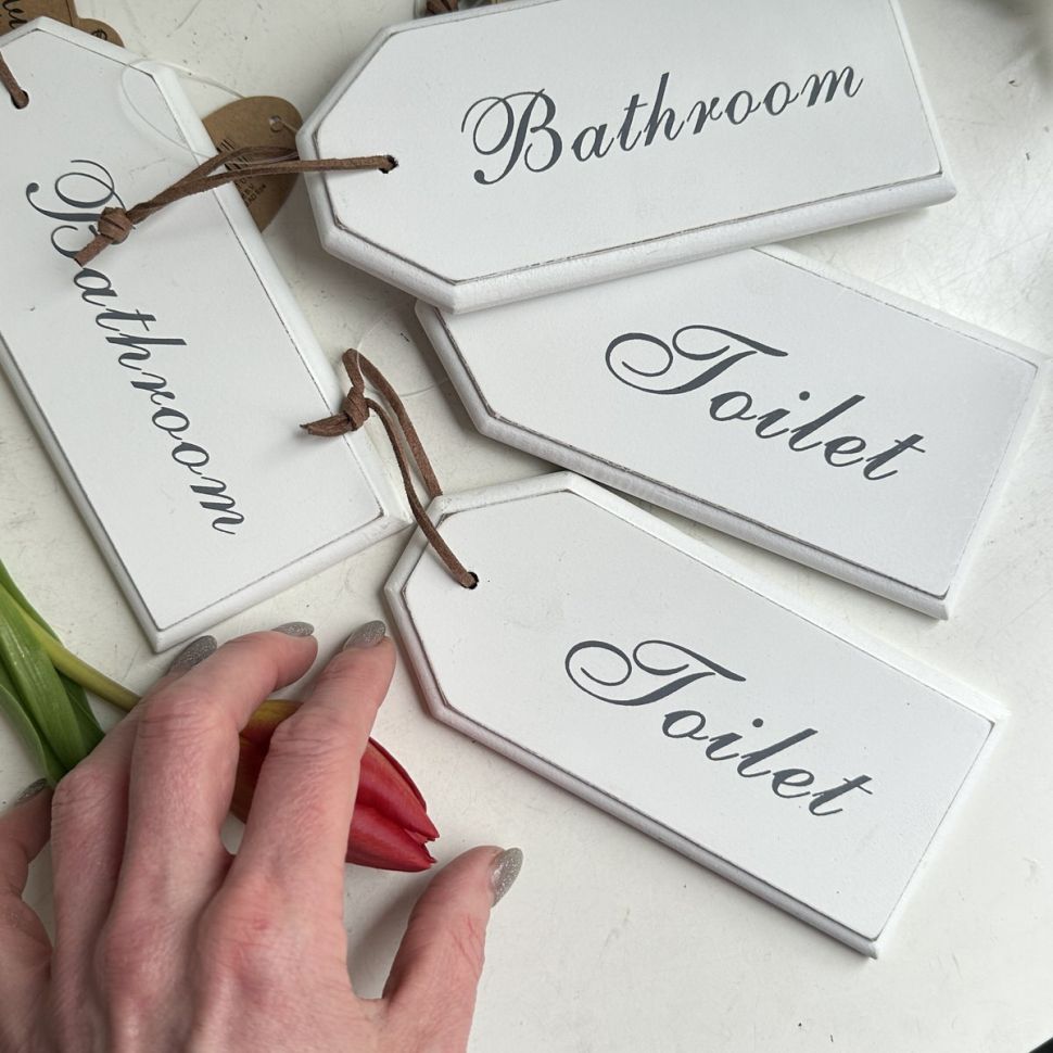 Табличка Toilet 7х15 см дерево