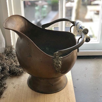 Зольник большой со львами и 2 керамическими ручками медь