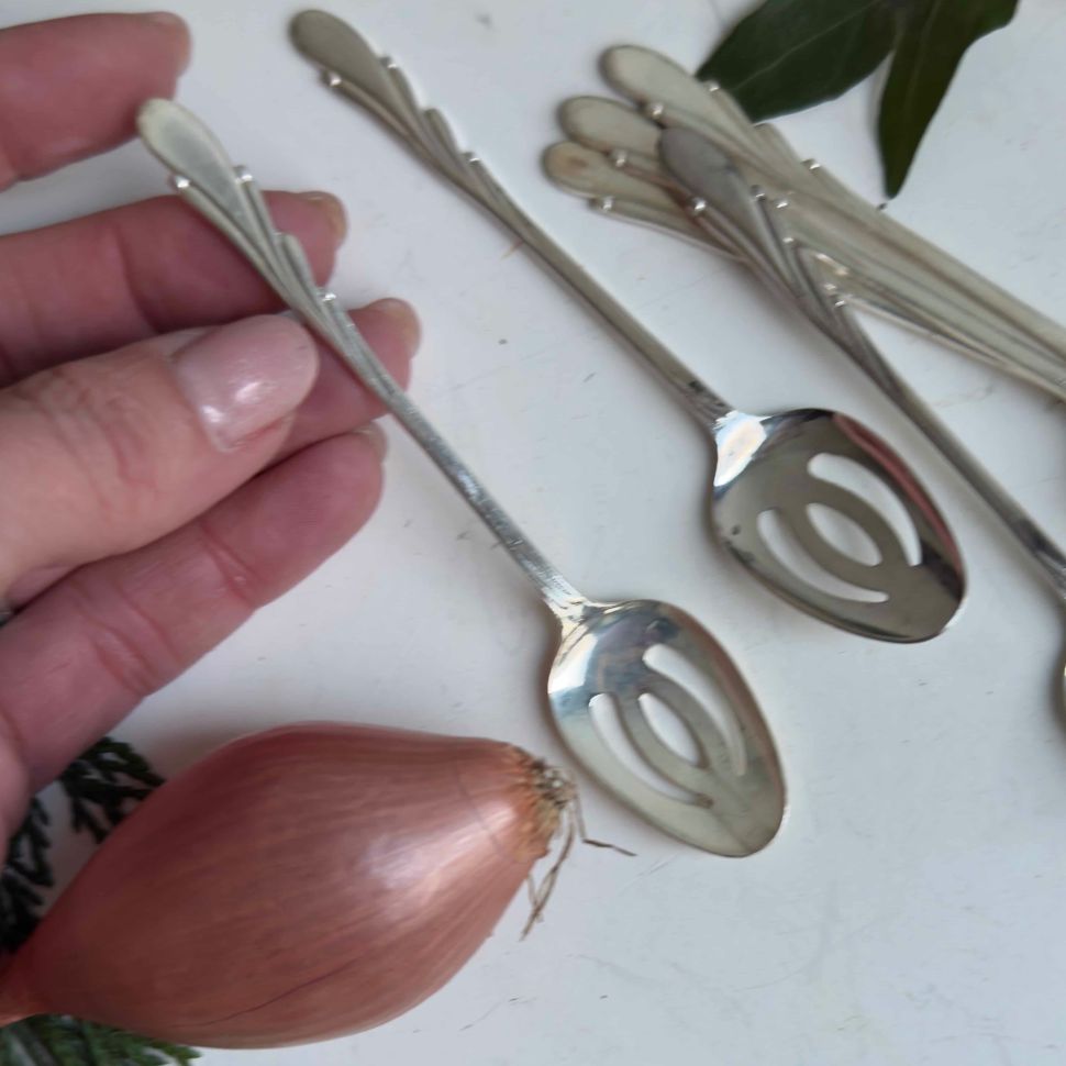 Ложка кофейная с прорезями Melkunie 12 см серебрение Голландия