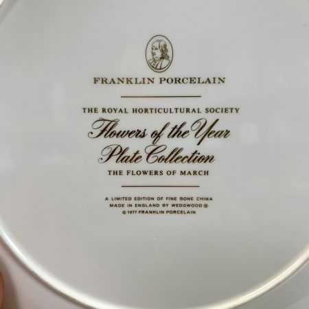 Тарелка 27 см Franklin porcelain Wedgwood Flowers of the Year Март 