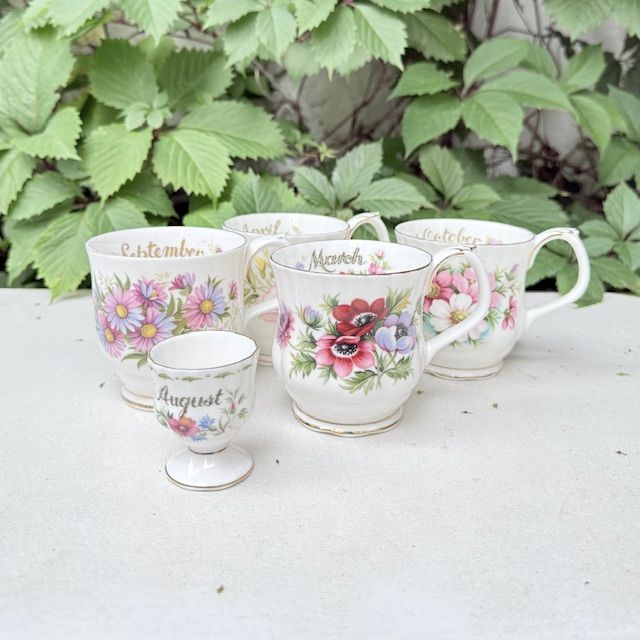 Подставка для яйца Royal Albert 12 месяцев Август 6 см Англия