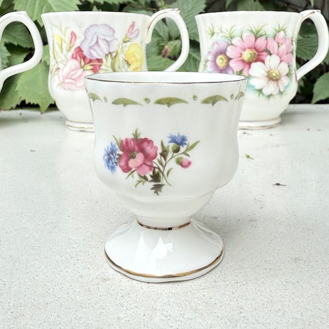 Подставка для яйца Royal Albert 12 месяцев Август 6 см Англия