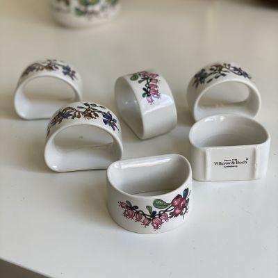 Кольцо для салфетки Botanica ВиллеройБох красный