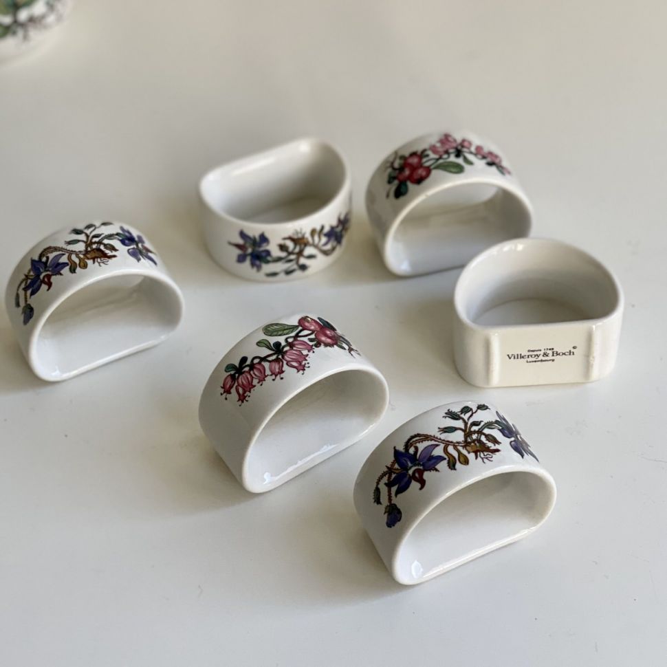 Кольцо для салфетки Botanica ВиллеройБох красный