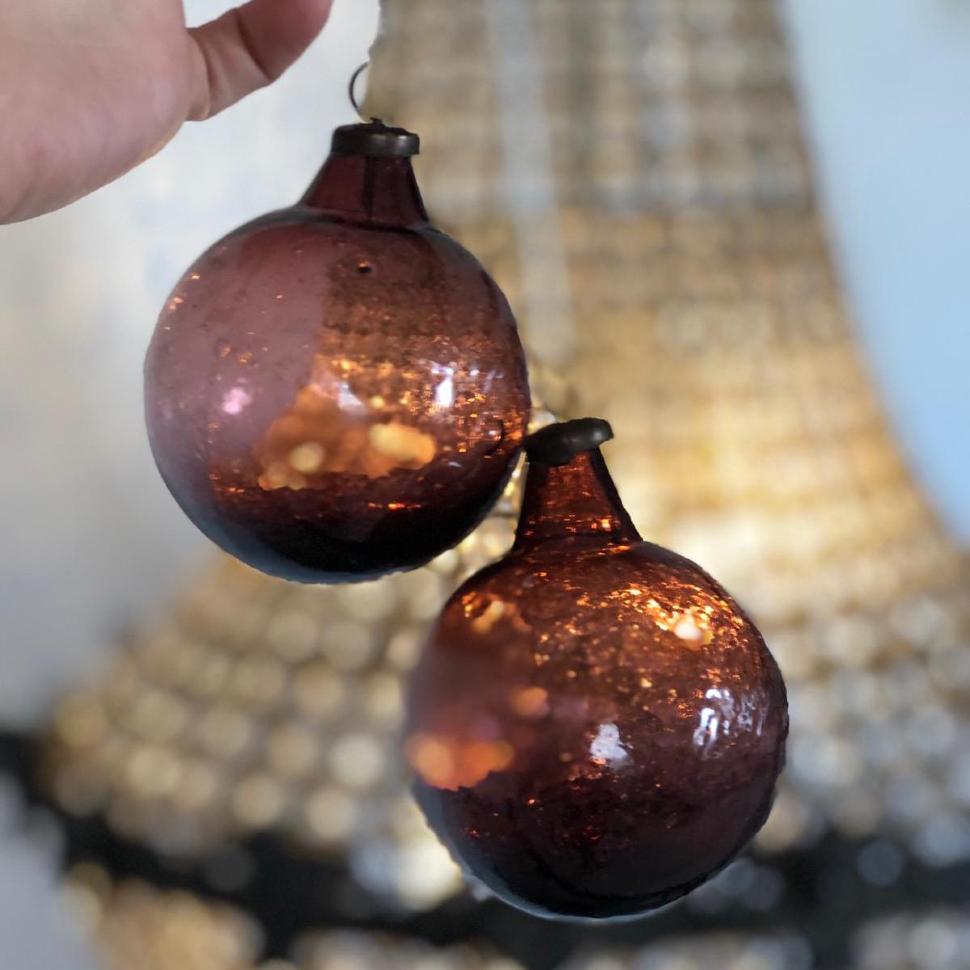 Шар елочный Сливовый