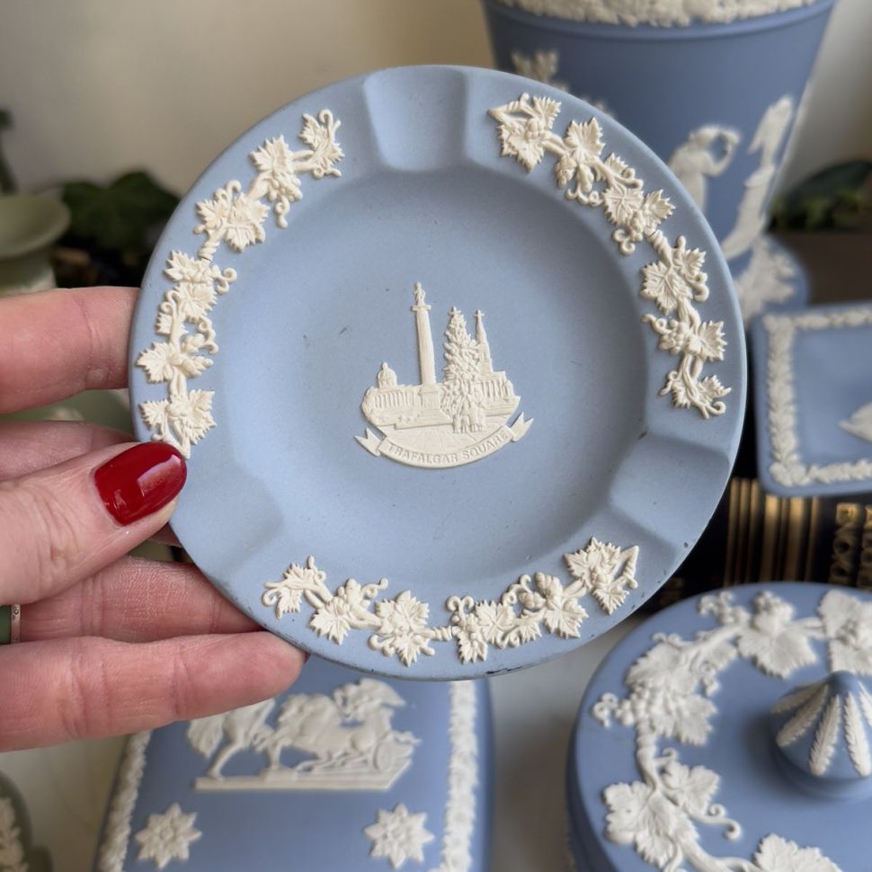 Пепельница Wedgwood 11 см бисквитный фарфор Англия