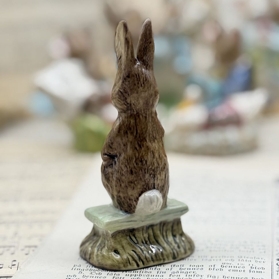 Статуэтка Beatrix Potter Fierce Dad Rabbit Royal Albert Англия 1989 г.
