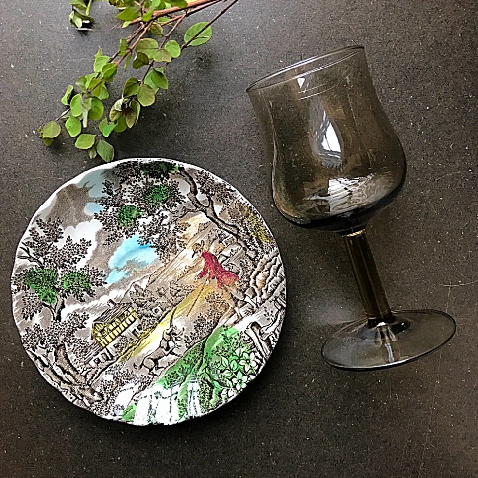 Бокал из дымчатого хрустального стекла