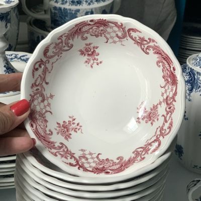 Миска Valeria ВиллеройБох 15 см красный Германия 1940-1970 гг.