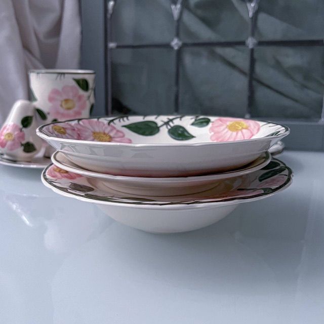 Тарелка глубокая ВиллеройБох Wild-Rose 20 см Люксембург