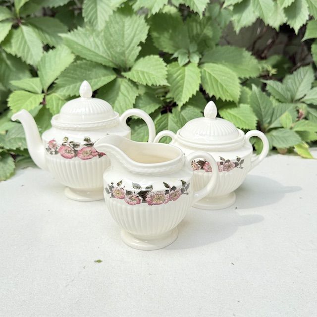 Чайник сахарница молочник Briar Rose Wedgwood Англия набор