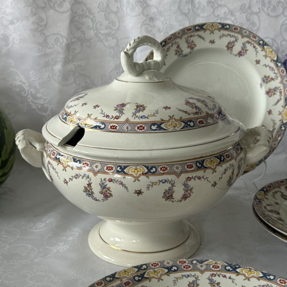 Супница Boch Freres la Louvire 1900 гг 2,5 л Бельгия