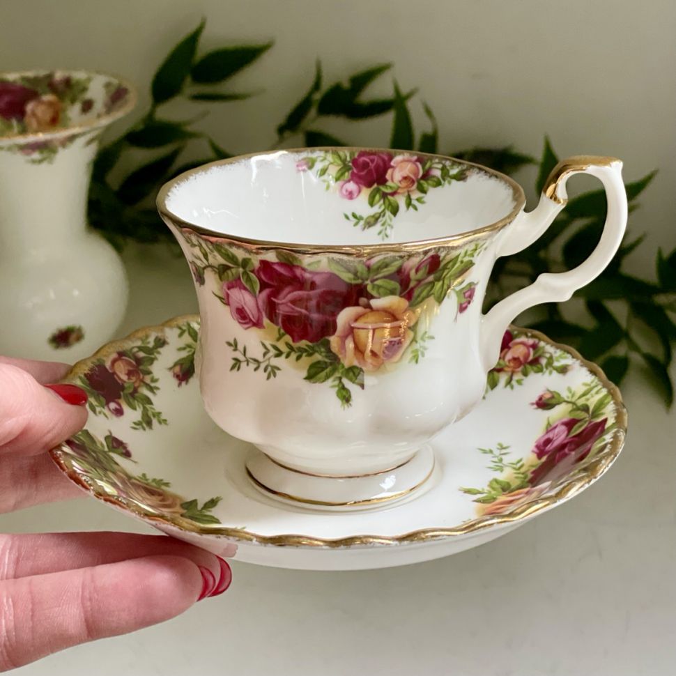 Чайная пара Royal Albert Old Country Roses 200 мл Англия
