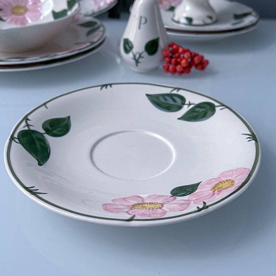 Блюдце ВиллеройБох Wild-Rose 18 см Люксембург