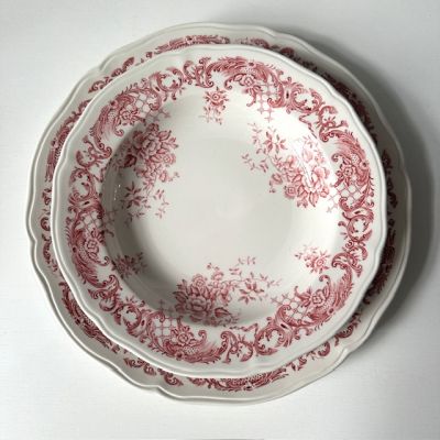 Тарелка глубокая ВиллеройБох Valeria красный 22 см Германия 1940-1970 гг.  