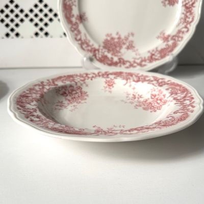 Тарелка глубокая ВиллеройБох Valeria красный 22 см Германия 1940-1970 гг.  