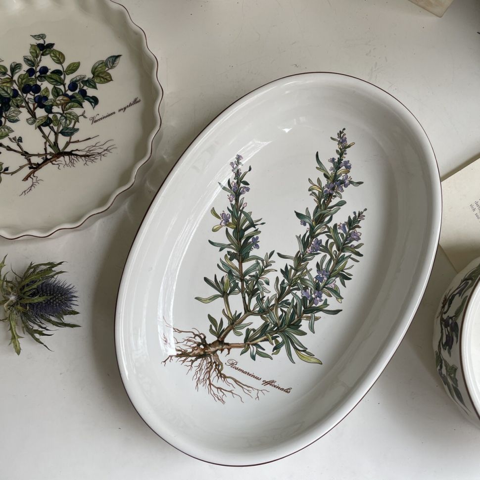 Блюдо форма Botanica ВиллеройБох фарфор 28 см 1970 гг