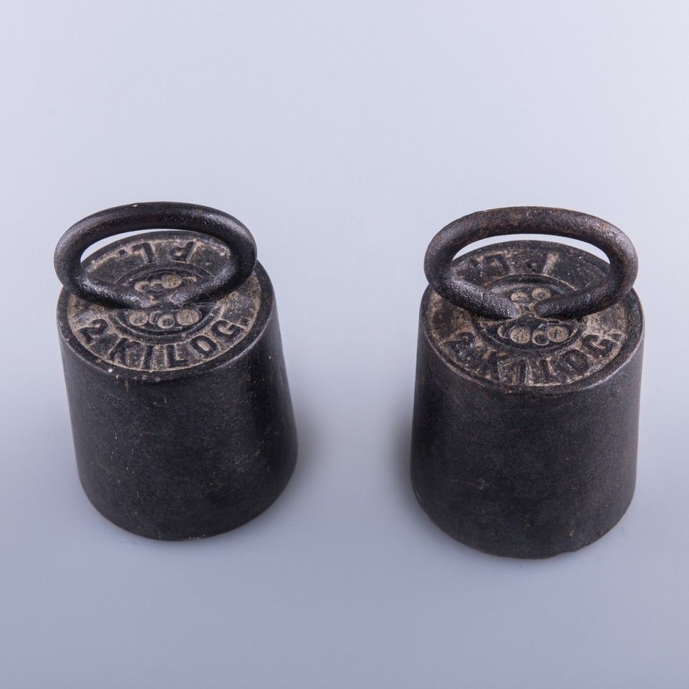 Гиря чугунная 2 кг