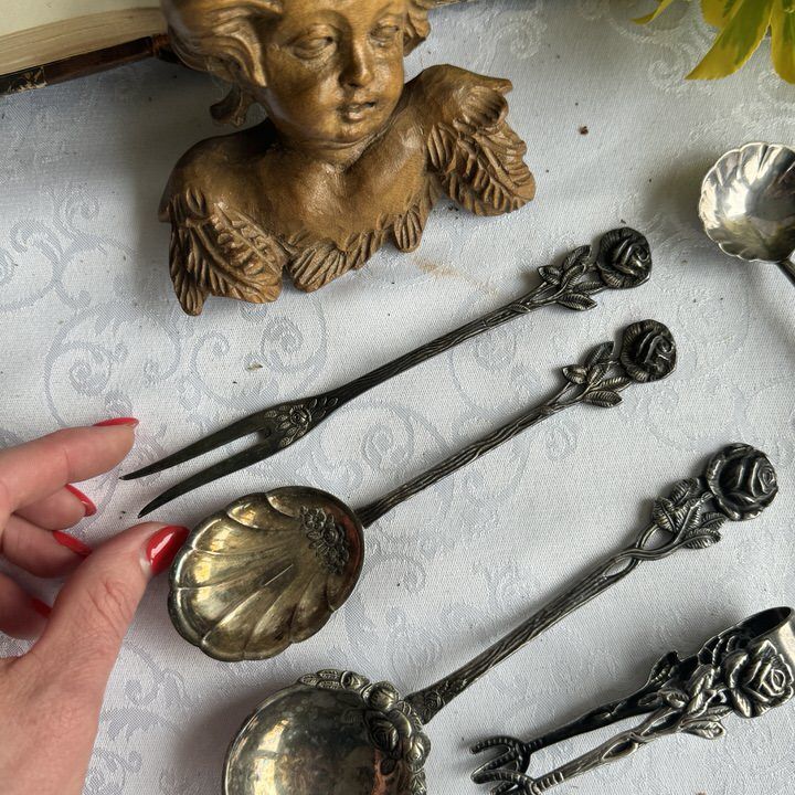 Вилка сервировочная Роза 16 см мельхиор серебрение   