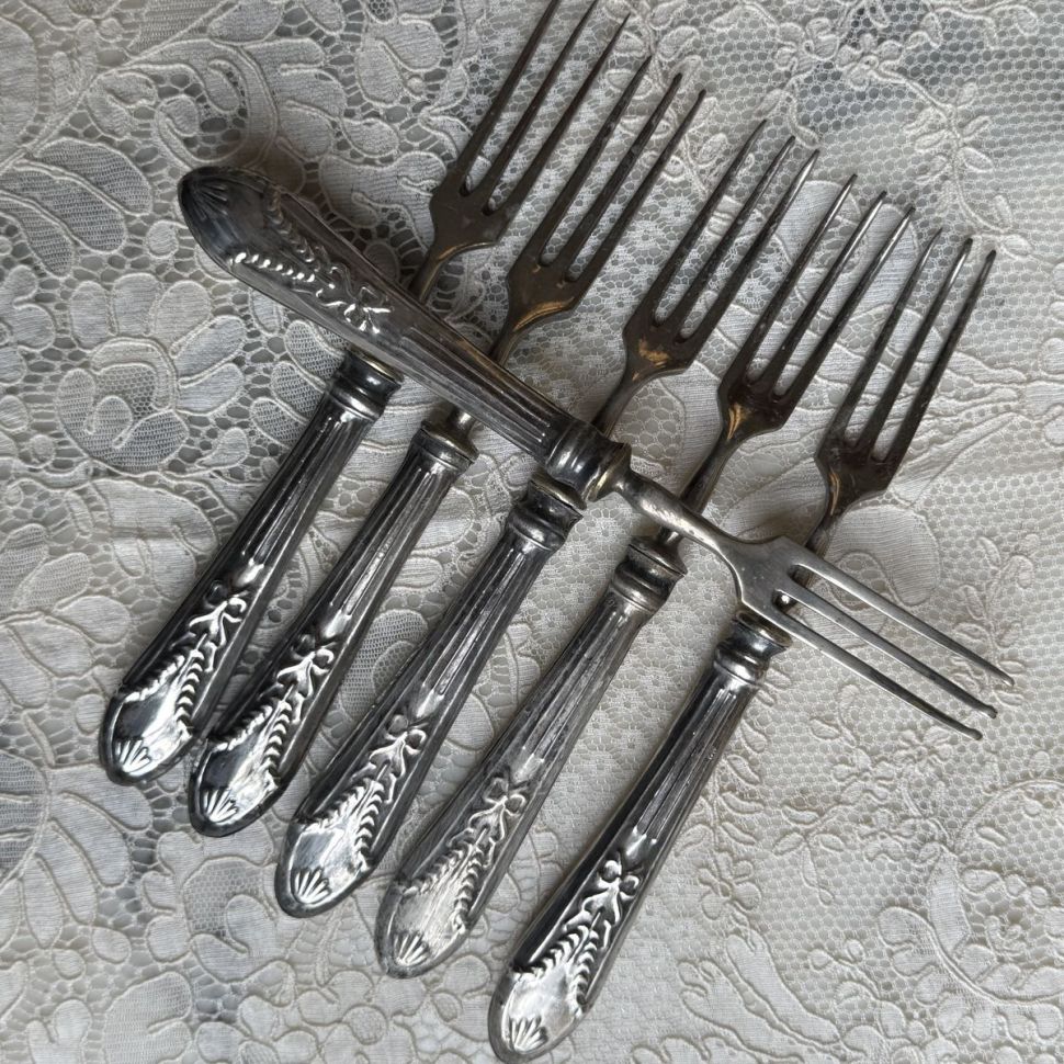 Вилка десертная Бантик 16 см серебрение Франция