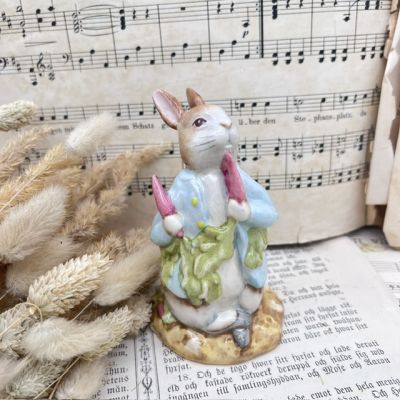 Статуэтка Beatrix Potter Peter ate a Radish Royal Albert Англия 1995 г.