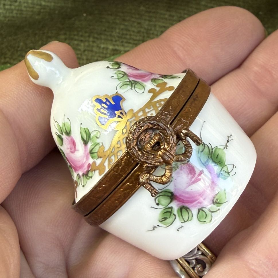Шкатулка таблетница Limoges 4 см Франция