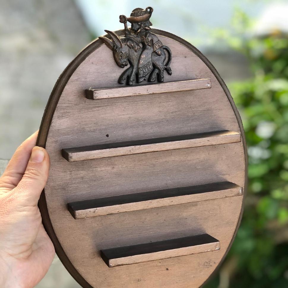 Полочка для мелочей 26х20 см дерево