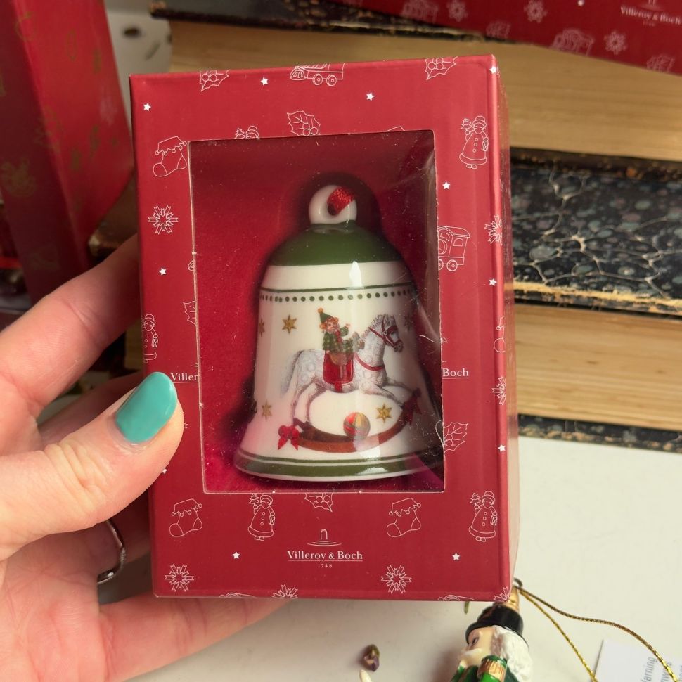 Колокольчик ВиллеройБох My Christmas Tree зеленый 8 см