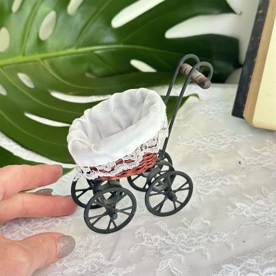 Коляска мини для пупсика 11 см металл дерево