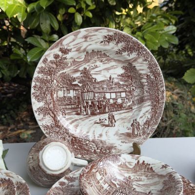 Тарелка J.Broadhurst & Sons Swan Inn 26 см Англия