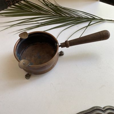 Пепельница 22 см на ножках с деревянной ручкой медь латунь