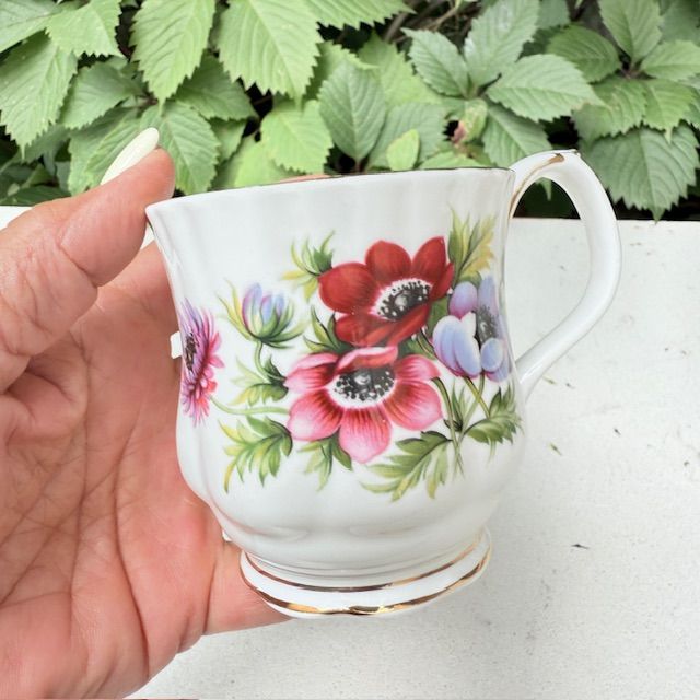 Кружка Royal Albert Anemones 12 месяцев Март 280 мл Англия 