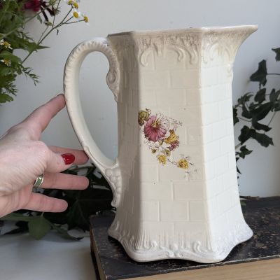 Кувшин 2,2 л Франция Арнуво 1890г