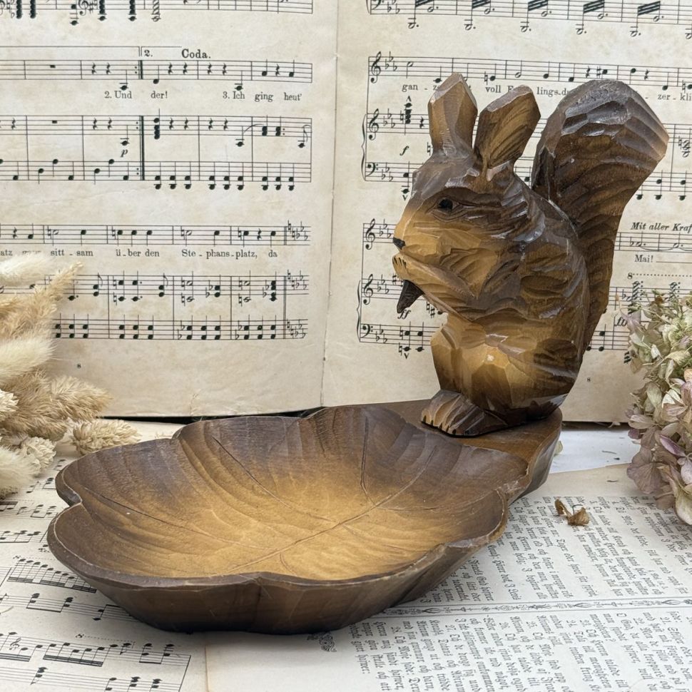 Блюдо Дубовый лист 28 см дерево