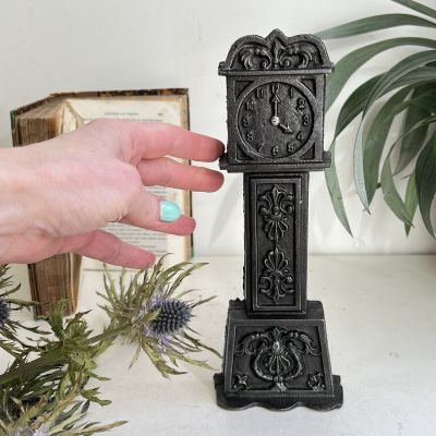 Статуэтка Часы 24 см чугун