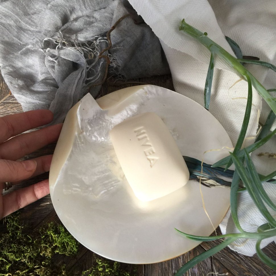 Мыльница большая натуральная ракушка перламутр 