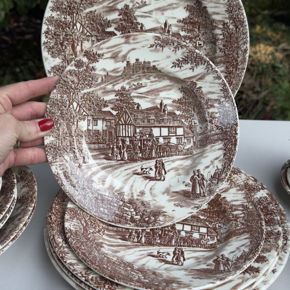 Тарелка J.Broadhurst & Sons Swan Inn 20 см Англия