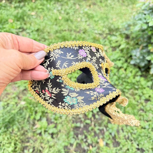 Маска венецианская 30 см Золотое кружево