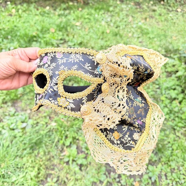 Маска венецианская 30 см Золотое кружево