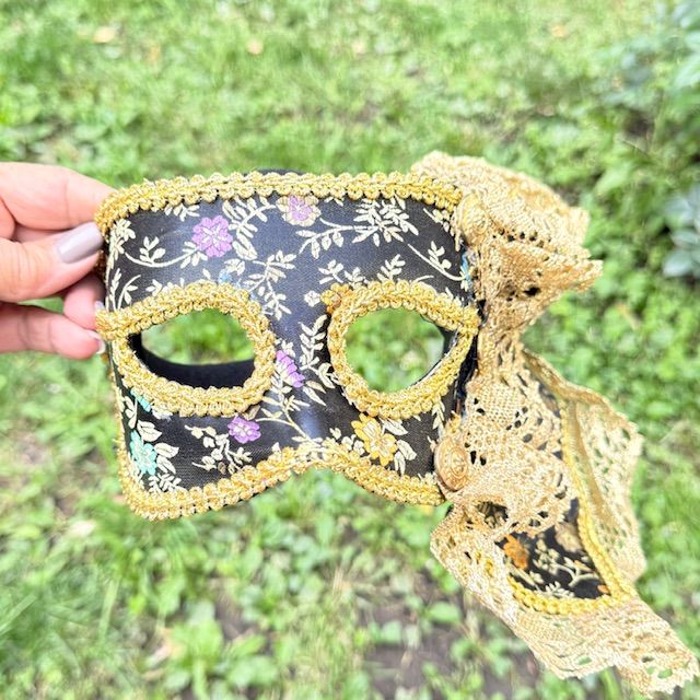 Маска венецианская 30 см Золотое кружево