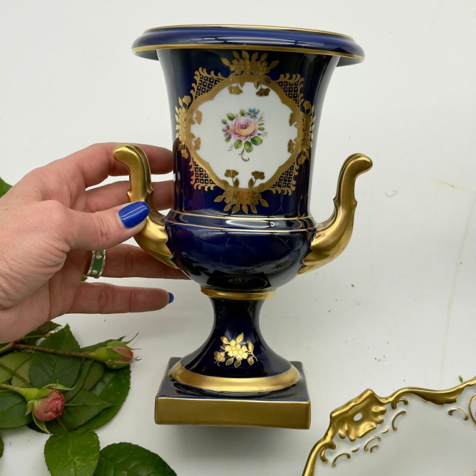 Ваза формы Медичи Lindner Мейсенский букет 21 см Германия 