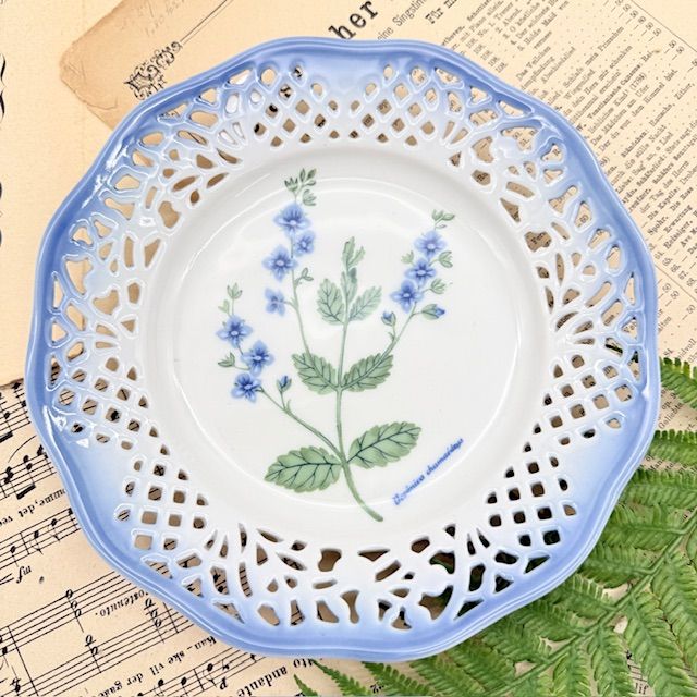 Тарелка Schumann Arzberg Tradition Veronica chamaedrys 19 см Бавария