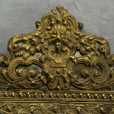 Зеркало 65х39 см в стиле Людовика XIV чеканка  